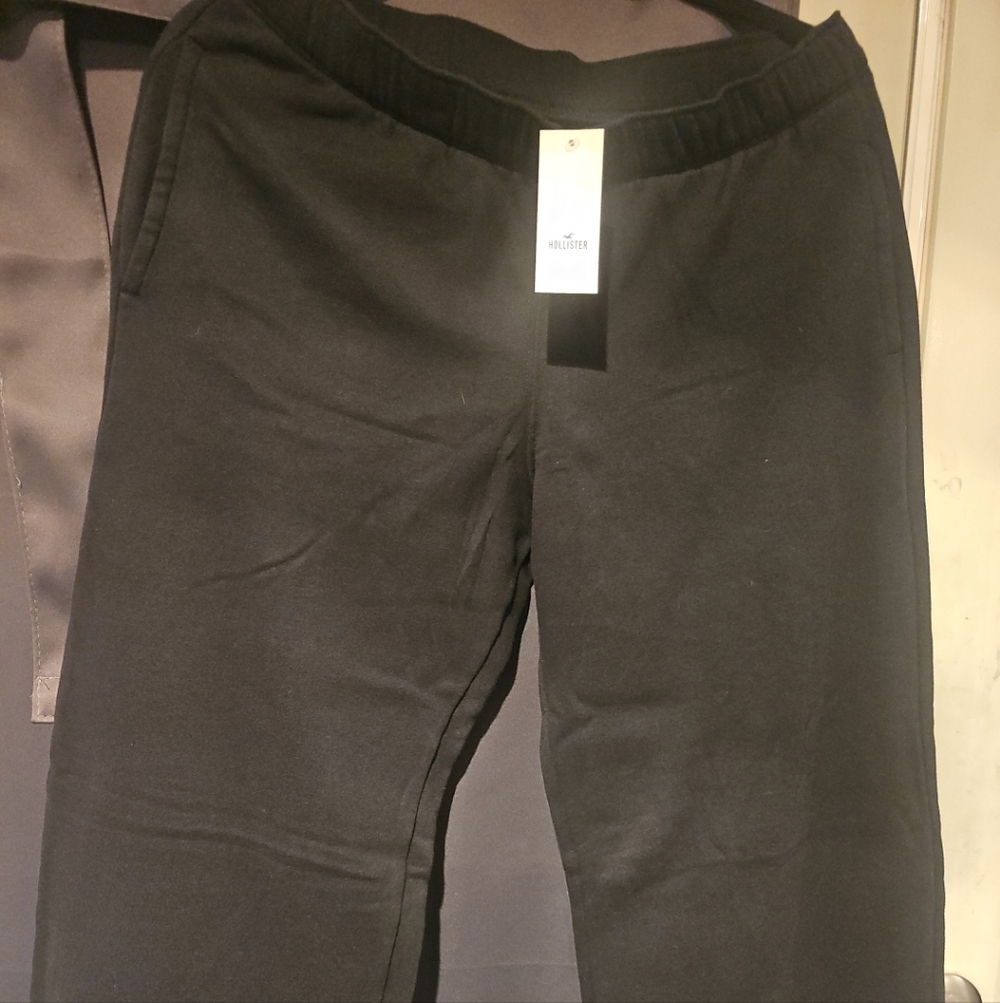 Hollister Black Wide Leg Sweat Pants - Picture 2 of 6
